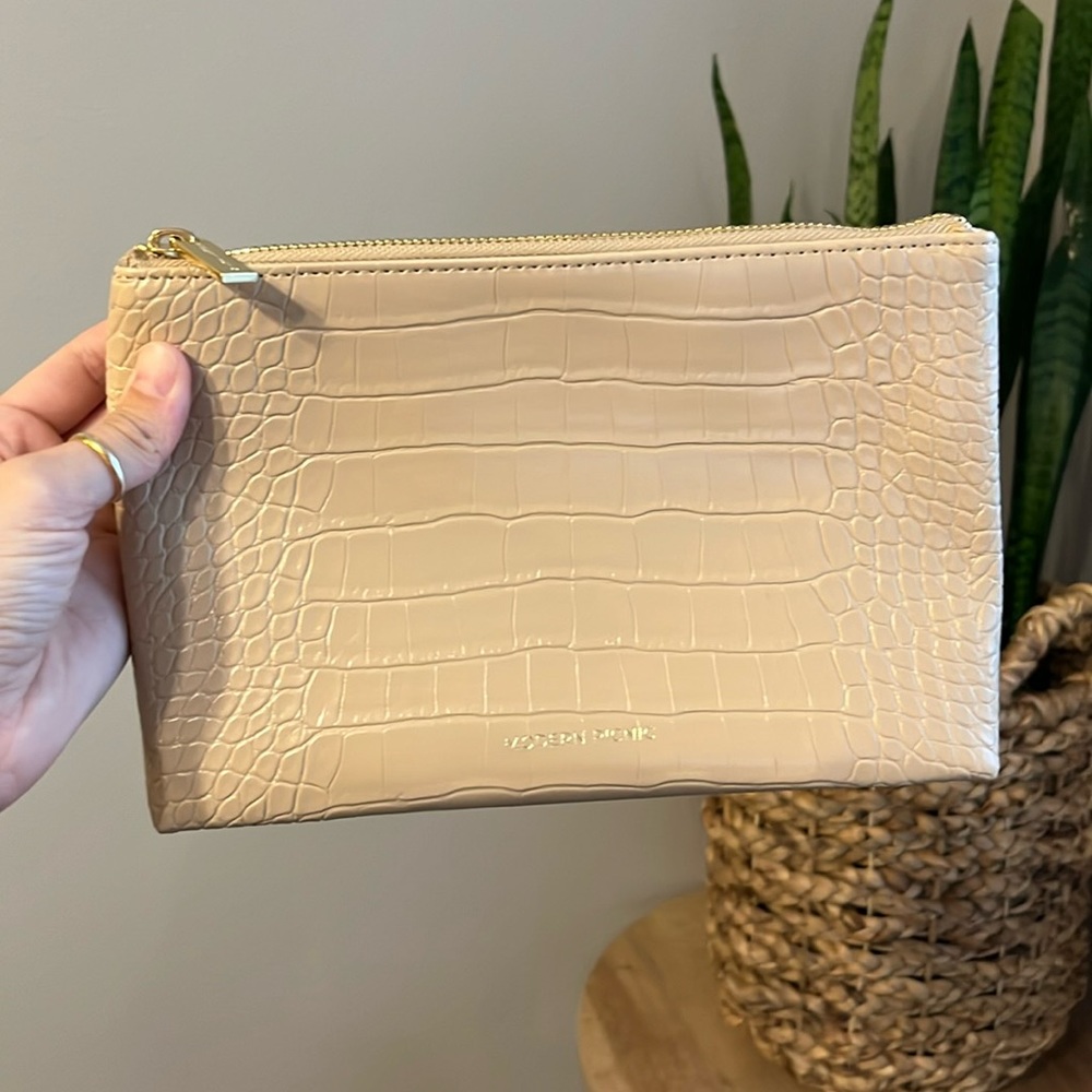 Modern picnic insulated pouch